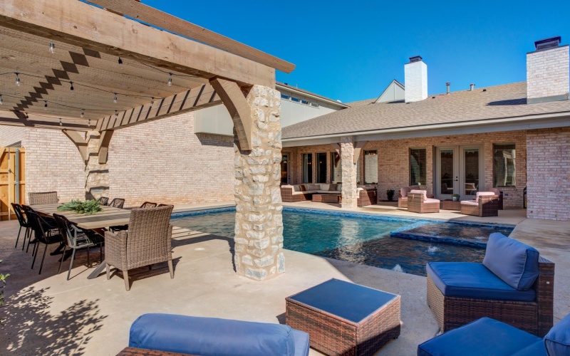 4021 136th Street, Lubbock, TX 79423, 4 Habitaciones Habitaciones , ,3 BañosBaños,Residential,En Venta,4021 136th Street,0,202603393