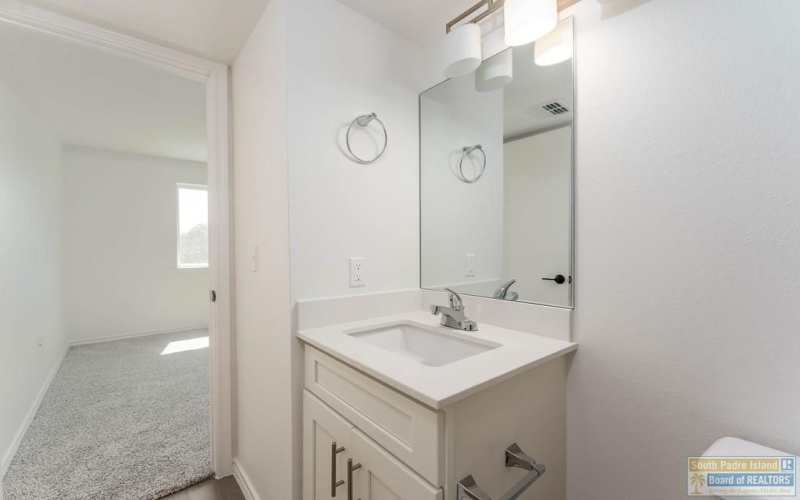 401 Island Ave. #58 A, Port Isabel, TX 78578, 2 Habitaciones Habitaciones , ,2 BañosBaños,Residential,En Venta,401 Island Ave.,0,106003