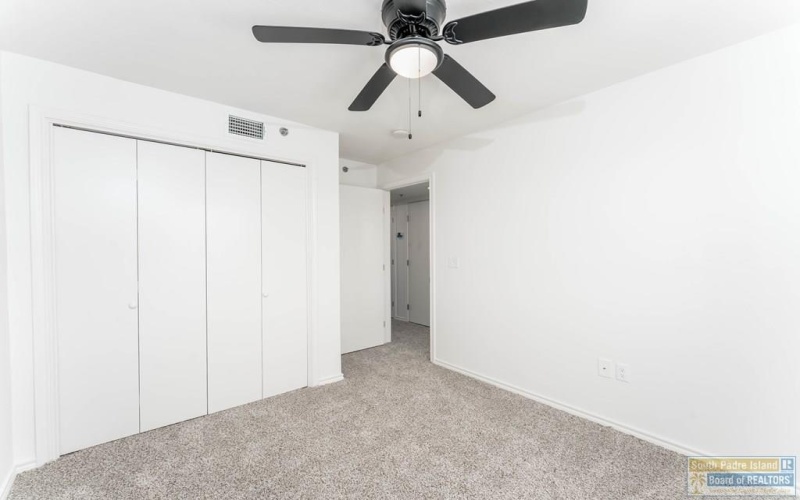 401 Island Ave. #58 A, Port Isabel, TX 78578, 2 Habitaciones Habitaciones , ,2 BañosBaños,Residential,En Venta,401 Island Ave.,0,106003