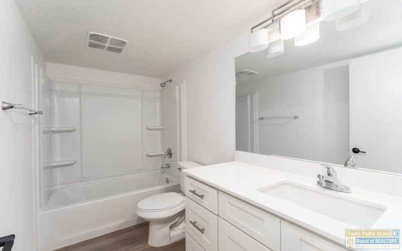 401 Island Ave. #58 A, Port Isabel, TX 78578, 2 Habitaciones Habitaciones , ,2 BañosBaños,Residential,En Venta,401 Island Ave.,0,106003