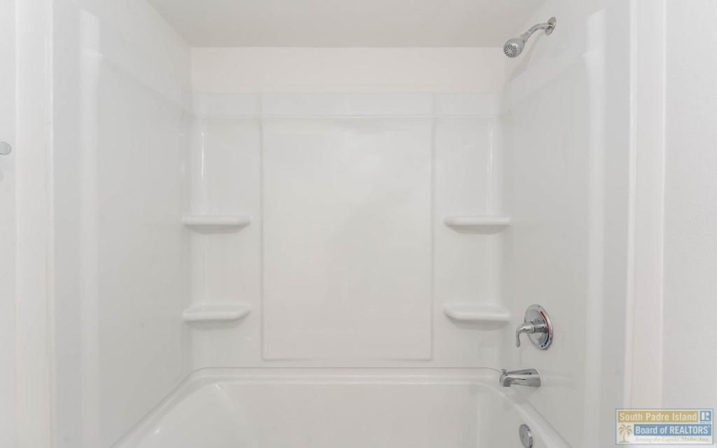 401 Island Ave. #58 A, Port Isabel, TX 78578, 2 Habitaciones Habitaciones , ,2 BañosBaños,Residential,En Venta,401 Island Ave.,0,106003