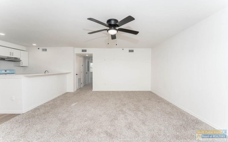 401 Island Ave. #58 A, Port Isabel, TX 78578, 2 Habitaciones Habitaciones , ,2 BañosBaños,Residential,En Venta,401 Island Ave.,0,106003