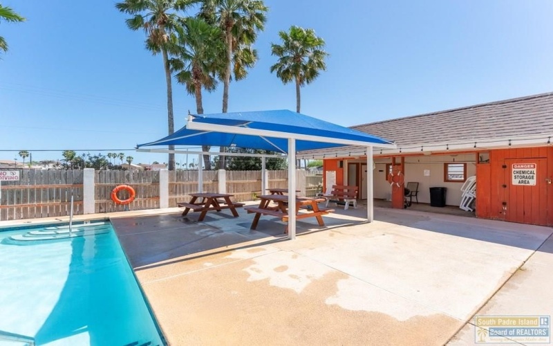 401 Island Ave. #58 A, Port Isabel, TX 78578, 2 Habitaciones Habitaciones , ,2 BañosBaños,Residential,En Venta,401 Island Ave.,0,106003