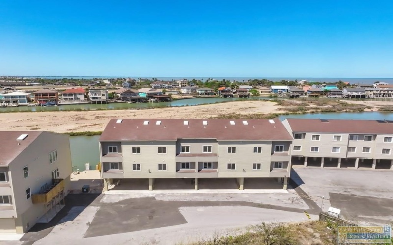 401 Island Ave. #58 A, Port Isabel, TX 78578, 2 Habitaciones Habitaciones , ,2 BañosBaños,Residential,En Venta,401 Island Ave.,0,106003