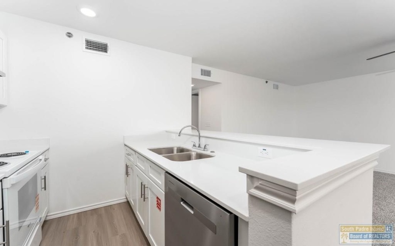 401 Island Ave. #58 A, Port Isabel, TX 78578, 2 Habitaciones Habitaciones , ,2 BañosBaños,Residential,En Venta,401 Island Ave.,0,106003