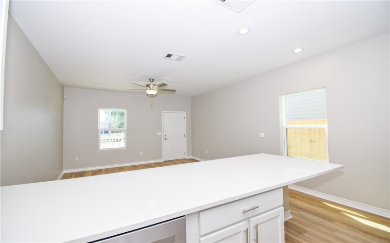 3025 Sabinas Street, Corpus Christi, TX 78405, 3 Habitaciones Habitaciones , ,2 BañosBaños,Residential,En Venta,3025 Sabinas Street,0,473306