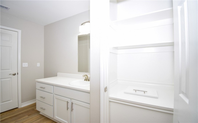 3025 Sabinas Street, Corpus Christi, TX 78405, 3 Habitaciones Habitaciones , ,2 BañosBaños,Residential,En Venta,3025 Sabinas Street,0,473306