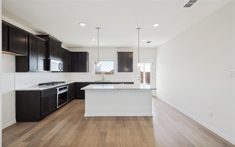 3913 Sky Drive, Sherman, TX 75090, 4 Bedrooms Bedrooms, ,2 BathroomsBathrooms,Residential,For Sale,3913 Sky Drive,20698798