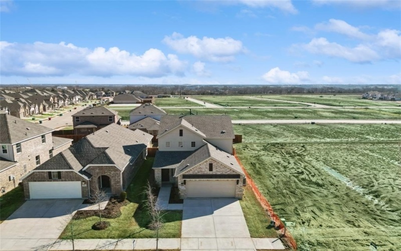 3913 Sky Drive, Sherman, TX 75090, 4 Bedrooms Bedrooms, ,2 BathroomsBathrooms,Residential,For Sale,3913 Sky Drive,20698798