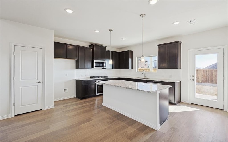 3913 Sky Drive, Sherman, TX 75090, 4 Bedrooms Bedrooms, ,2 BathroomsBathrooms,Residential,For Sale,3913 Sky Drive,20698798