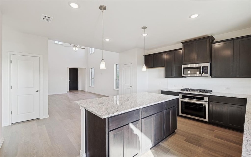 3913 Sky Drive, Sherman, TX 75090, 4 Bedrooms Bedrooms, ,2 BathroomsBathrooms,Residential,For Sale,3913 Sky Drive,20698798