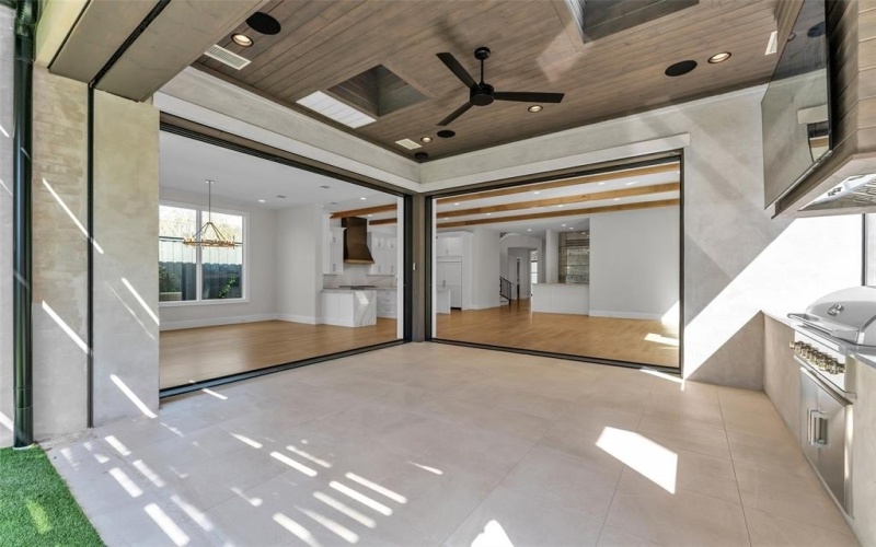 35 Elk Stone Drive, Dallas, TX 75248, 3 Habitaciones Habitaciones , ,3 BañosBaños,Residential,En Venta,35 Elk Stone Drive,0,21203920