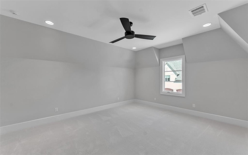 35 Elk Stone Drive, Dallas, TX 75248, 3 Habitaciones Habitaciones , ,3 BañosBaños,Residential,En Venta,35 Elk Stone Drive,0,21203920