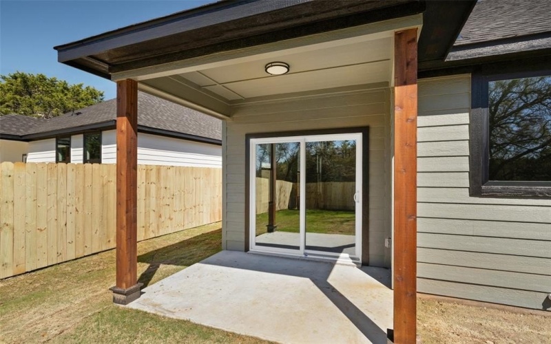 1529 Corona Drive, Granbury, TX 76048, 3 Bedrooms Bedrooms, ,2 BathroomsBathrooms,Residential,For Sale,1529 Corona Drive,0,21208057