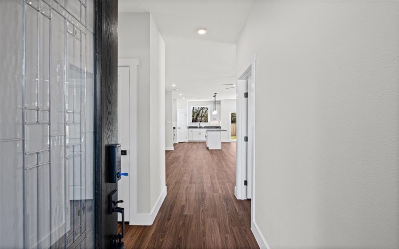 1529 Corona Drive, Granbury, TX 76048, 3 Bedrooms Bedrooms, ,2 BathroomsBathrooms,Residential,For Sale,1529 Corona Drive,0,21208057