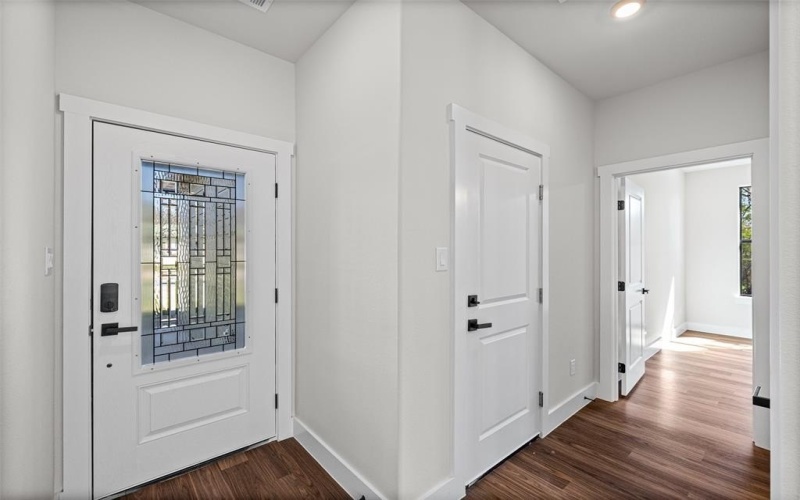 1529 Corona Drive, Granbury, TX 76048, 3 Bedrooms Bedrooms, ,2 BathroomsBathrooms,Residential,For Sale,1529 Corona Drive,0,21208057