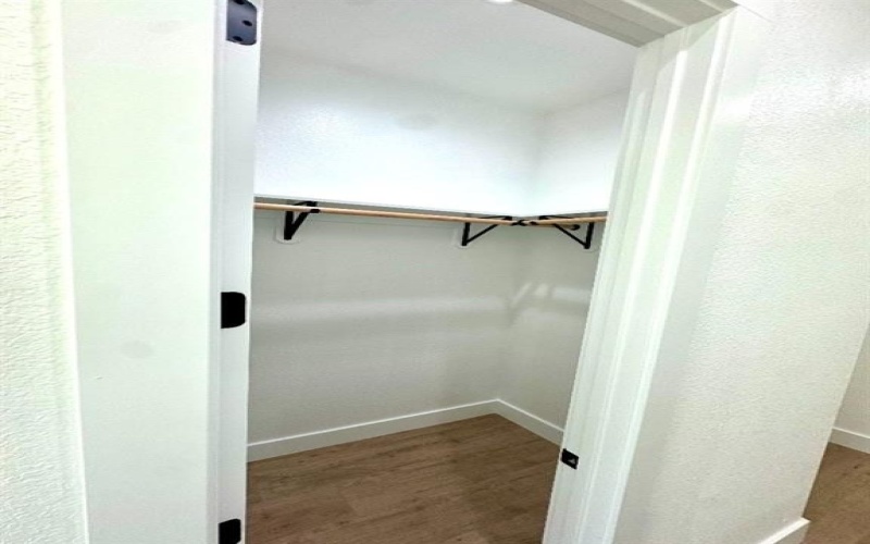 1106 E Sixth Street, Springtown, TX 76082, 4 Bedrooms Bedrooms, ,2 BathroomsBathrooms,Residential,For Sale,1106 E Sixth Street,0,21208076