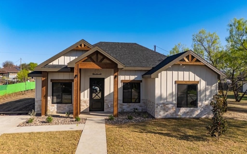 525 Chuck Wagon, Eagle Pass, TX 78852, 3 Habitaciones Habitaciones , ,2 BañosBaños,Residential,En Venta,525 Chuck Wagon,0,83159