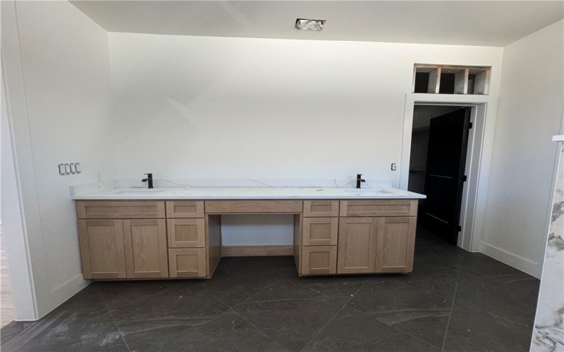 4110 Talbot Drive, Corpus Christi, TX 78414, 4 Bedrooms Bedrooms, ,3 BathroomsBathrooms,Residential,For Sale,4110 Talbot Drive,0,473294