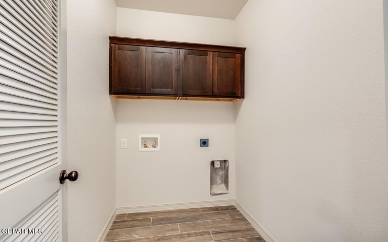 513 Caddo Lane, Clint, TX 79836, 4 Habitaciones Habitaciones , ,2 BañosBaños,Residential,En Venta,513 Caddo Lane,0,940303