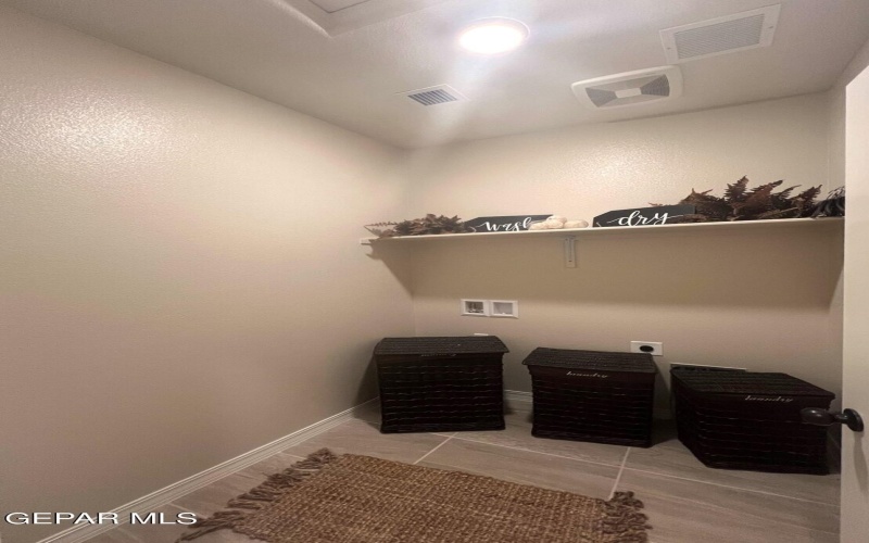 12773 Carefree Avenue, El Paso, TX 79928, 4 Bedrooms Bedrooms, ,1 BathroomBathrooms,Residential,For Sale,12773 Carefree Avenue,0,940325