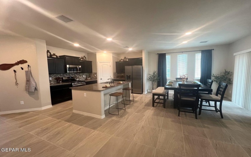 12773 Carefree Avenue, El Paso, TX 79928, 4 Bedrooms Bedrooms, ,1 BathroomBathrooms,Residential,For Sale,12773 Carefree Avenue,0,940325