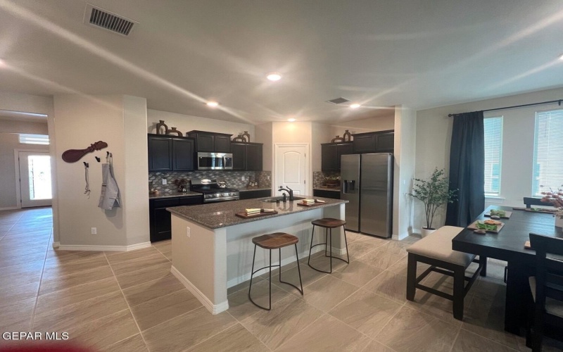 12773 Carefree Avenue, El Paso, TX 79928, 4 Bedrooms Bedrooms, ,1 BathroomBathrooms,Residential,For Sale,12773 Carefree Avenue,0,940325