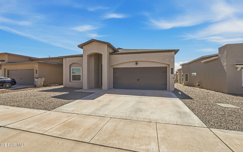 908 ADA Lane, El Paso, TX 79932, 3 Bedrooms Bedrooms, ,2 BathroomsBathrooms,Residential,For Sale,908 ADA Lane,0,940329