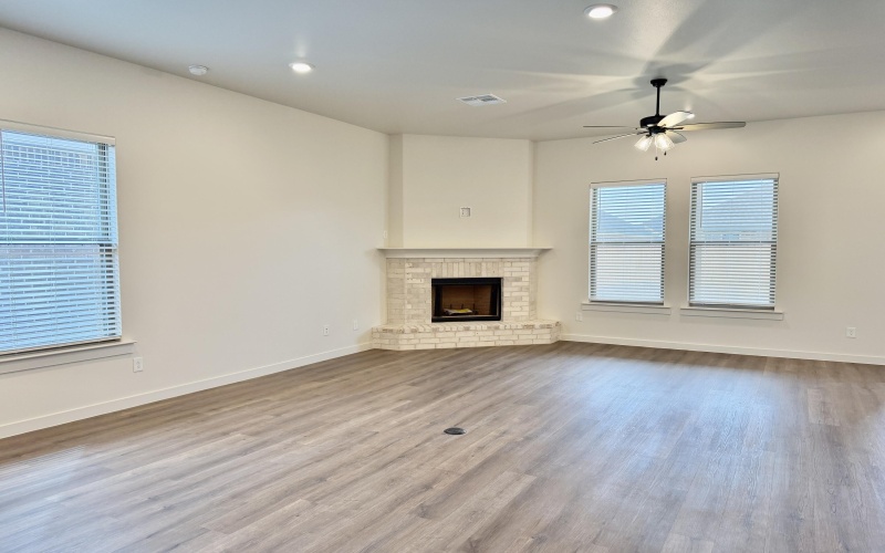 7007 16th Street, Lubbock, TX 79416, 3 Bedrooms Bedrooms, ,2 BathroomsBathrooms,Residential,For Sale,7007 16th Street,0,202603439