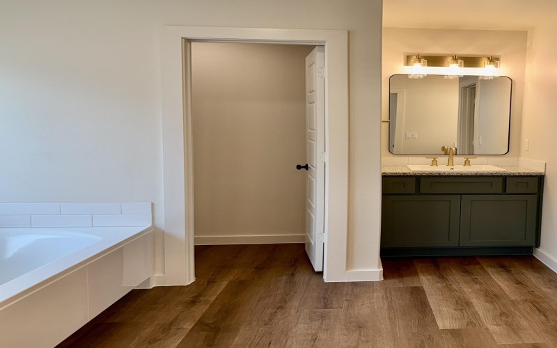 7007 16th Street, Lubbock, TX 79416, 3 Bedrooms Bedrooms, ,2 BathroomsBathrooms,Residential,For Sale,7007 16th Street,0,202603439