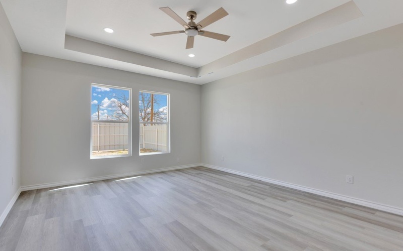 1010 N Carol Ave, Monahans, TX 79756, 4 Habitaciones Habitaciones , ,2 BañosBaños,Residential,En Venta,1010 N Carol Ave,0,173161