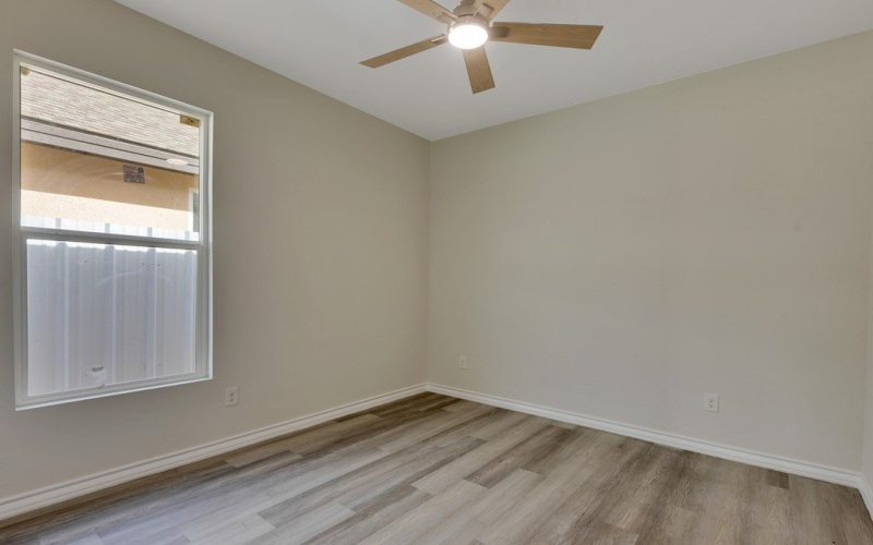 1010 N Carol Ave, Monahans, TX 79756, 4 Habitaciones Habitaciones , ,2 BañosBaños,Residential,En Venta,1010 N Carol Ave,0,173161