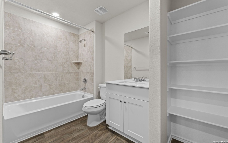 1530 Champagne Oak, New Braunfels, TX 78130, 3 Habitaciones Habitaciones , ,2 BañosBaños,Residential,En Venta,1530 Champagne Oak,0,1946218