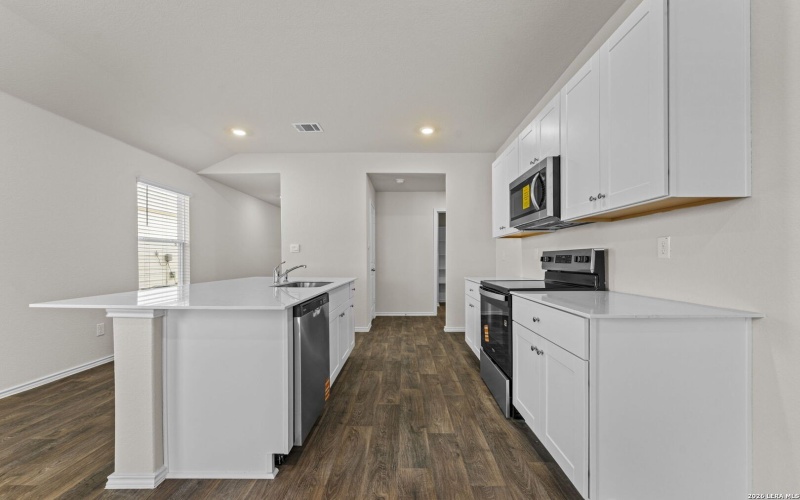 1530 Champagne Oak, New Braunfels, TX 78130, 3 Habitaciones Habitaciones , ,2 BañosBaños,Residential,En Venta,1530 Champagne Oak,0,1946218