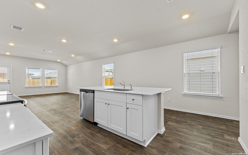 1530 Champagne Oak, New Braunfels, TX 78130, 3 Habitaciones Habitaciones , ,2 BañosBaños,Residential,En Venta,1530 Champagne Oak,0,1946218