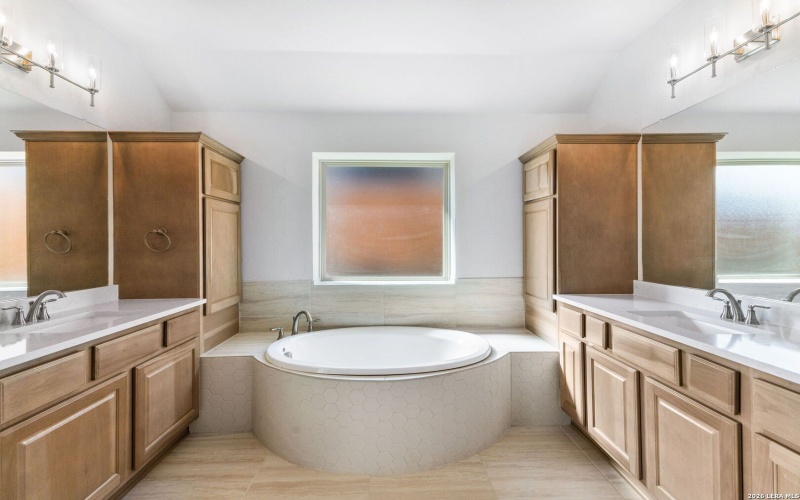 5223 Everly Terrace, San Antonio, TX 78263, 4 Habitaciones Habitaciones , ,3 BañosBaños,Residential,En Venta,5223 Everly Terrace,0,1946224