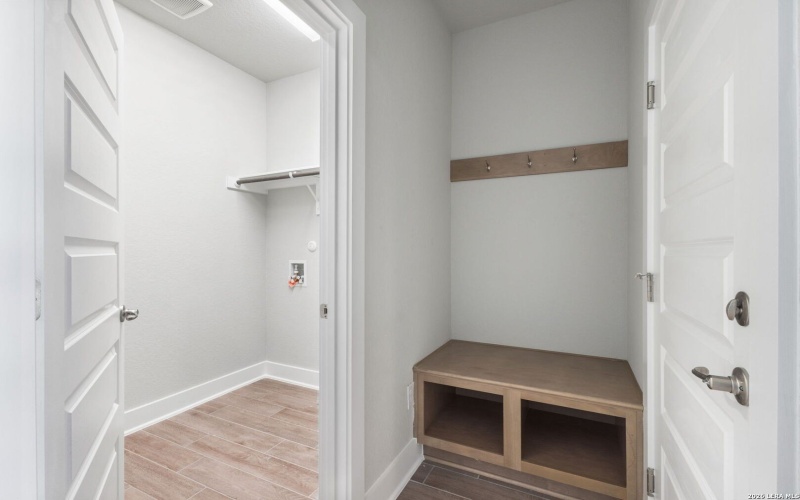 5223 Everly Terrace, San Antonio, TX 78263, 4 Habitaciones Habitaciones , ,3 BañosBaños,Residential,En Venta,5223 Everly Terrace,0,1946224