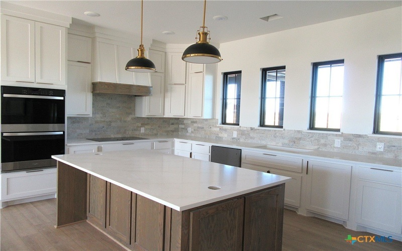 611 Willow Moon Ranch Road, Crawford, TX 76638, 4 Bedrooms Bedrooms, ,3 BathroomsBathrooms,Residential,For Sale,611 Willow Moon Ranch Road,0,607284