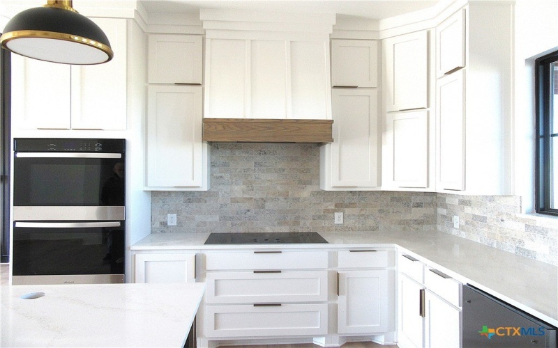 611 Willow Moon Ranch Road, Crawford, TX 76638, 4 Bedrooms Bedrooms, ,3 BathroomsBathrooms,Residential,For Sale,611 Willow Moon Ranch Road,0,607284