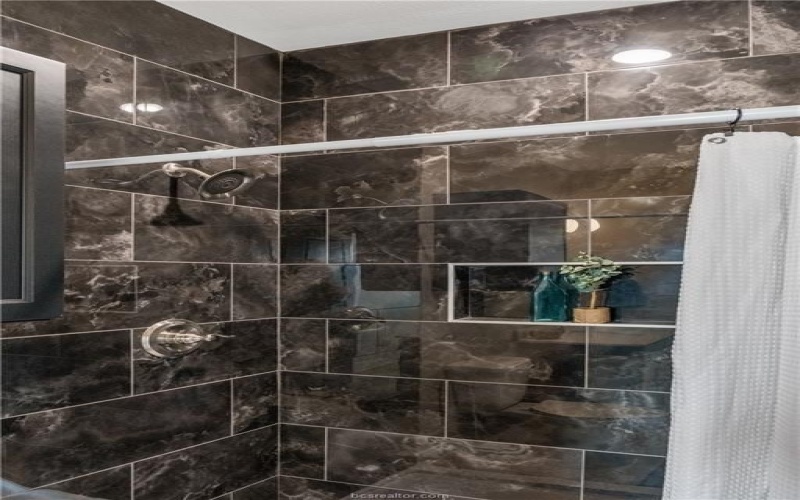 802 Parker N, Bryan, TX 77803, 2 Habitaciones Habitaciones , ,2 BañosBaños,Residential,En Venta,802 Parker N,0,26003230