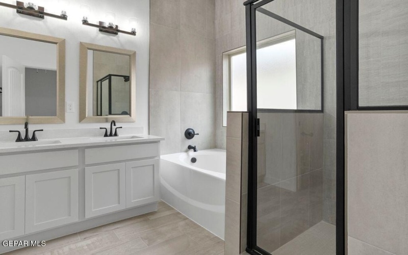 101 Madrid Street, Santa Teresa, NM 88008, 4 Bedrooms Bedrooms, ,2 BathroomsBathrooms,Residential,For Sale,101 Madrid Street,0,940368