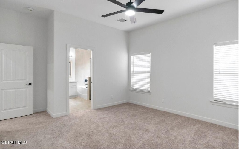 101 Madrid Street, Santa Teresa, NM 88008, 4 Bedrooms Bedrooms, ,2 BathroomsBathrooms,Residential,For Sale,101 Madrid Street,0,940368