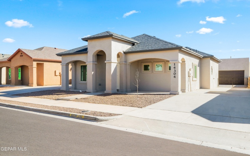 14304 Chris Zingo Lane, El Paso, TX 79928, 3 Bedrooms Bedrooms, ,2 BathroomsBathrooms,Residential,For Sale,14304 Chris Zingo Lane,0,940370