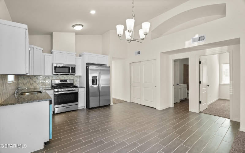 14304 Chris Zingo Lane, El Paso, TX 79928, 3 Bedrooms Bedrooms, ,2 BathroomsBathrooms,Residential,For Sale,14304 Chris Zingo Lane,0,940370