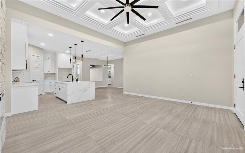 5805 N Playa Del Sol Street, Edinburg, TX 78542, 3 Bedrooms Bedrooms, ,2 BathroomsBathrooms,Residential,For Sale,5805 N Playa Del Sol Street,0,498293