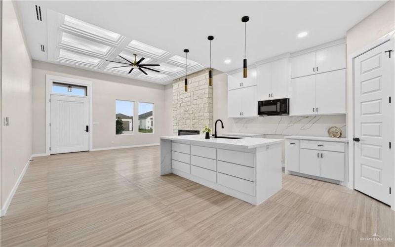 5805 N Playa Del Sol Street, Edinburg, TX 78542, 3 Bedrooms Bedrooms, ,2 BathroomsBathrooms,Residential,For Sale,5805 N Playa Del Sol Street,0,498293