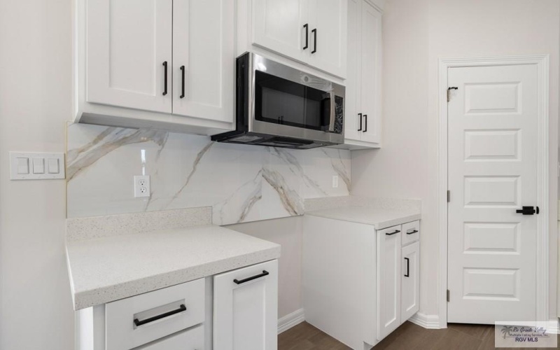 719 FOSTER LN, BROWNSVILLE, TX 78521, 4 Bedrooms Bedrooms, ,2 BathroomsBathrooms,Residential,For Sale,719 FOSTER LN,0,29774928