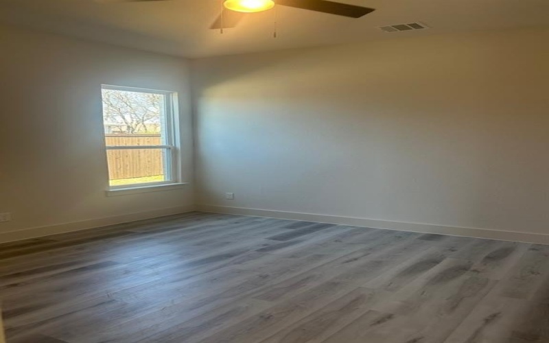 323 Lakecrest Drive, Lakewood Village, TX 75068, 4 Habitaciones Habitaciones , ,2 BañosBaños,Residential,En Venta,323 Lakecrest Drive,0,21202234