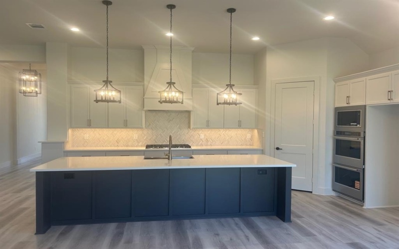 323 Lakecrest Drive, Lakewood Village, TX 75068, 4 Habitaciones Habitaciones , ,2 BañosBaños,Residential,En Venta,323 Lakecrest Drive,0,21202234