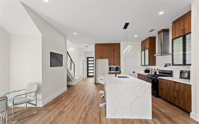 3634 Darien Street, Dallas, TX 75212, 4 Habitaciones Habitaciones , ,3 BañosBaños,Residential,En Venta,3634 Darien Street,0,21204676